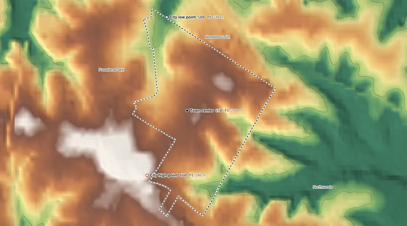 Topographic elevation map of Pasadena Hills, Missouri, shaded from 580 ft on the north side to 660 ft on the southwest side