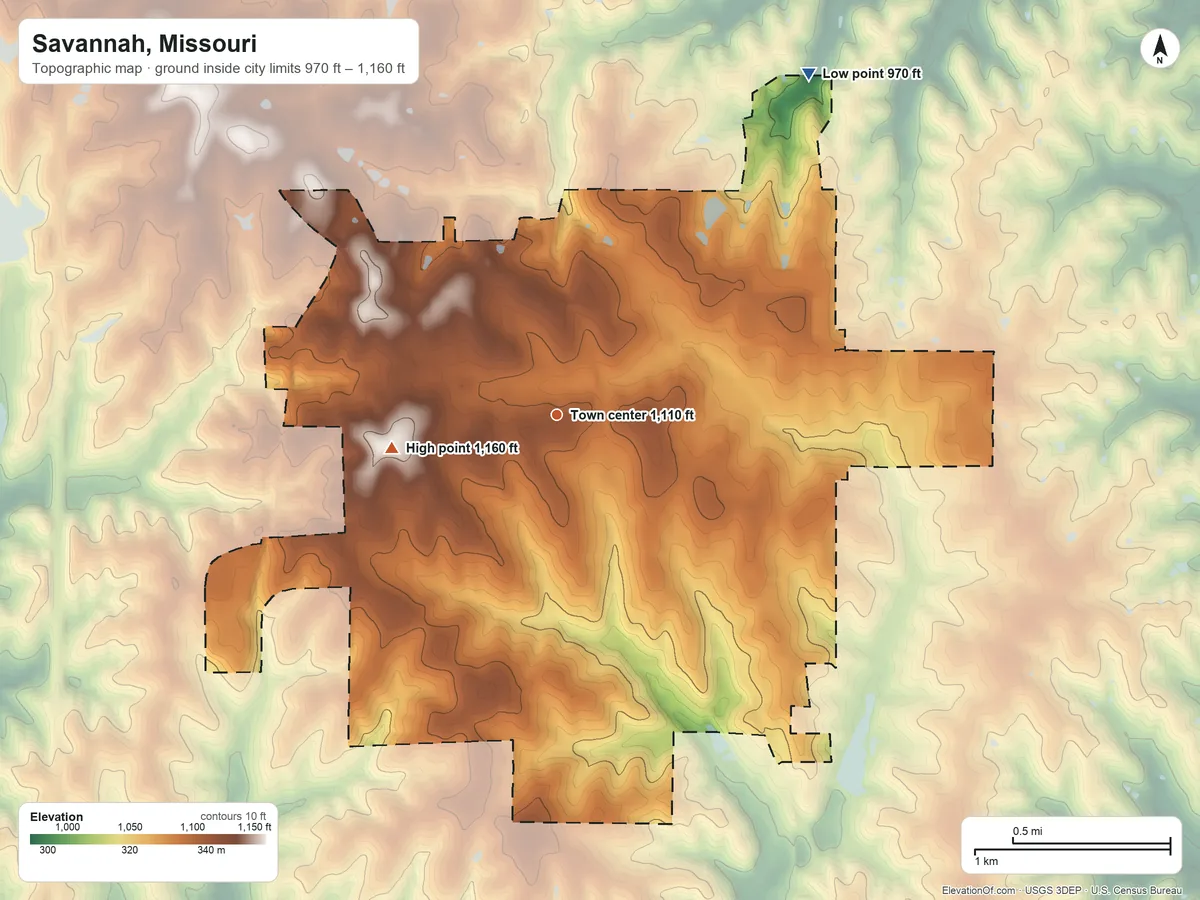 Topographic elevation map of Savannah, Missouri, shaded from 970 ft on the northeast side to 1,160 ft on the west side