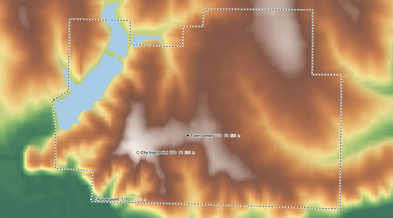 Topographic elevation map of Shelbyville, Missouri, shaded from 710 ft on the southwest side to 770 ft on the west side