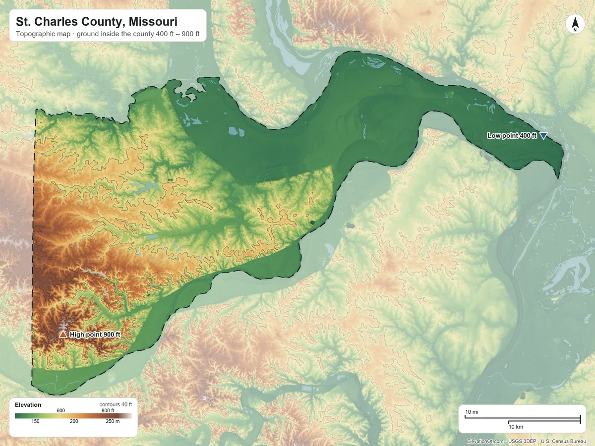 Topographic elevation map of St. Charles County, Missouri, shaded from 400 ft on the east side to 900 ft on the southwest side