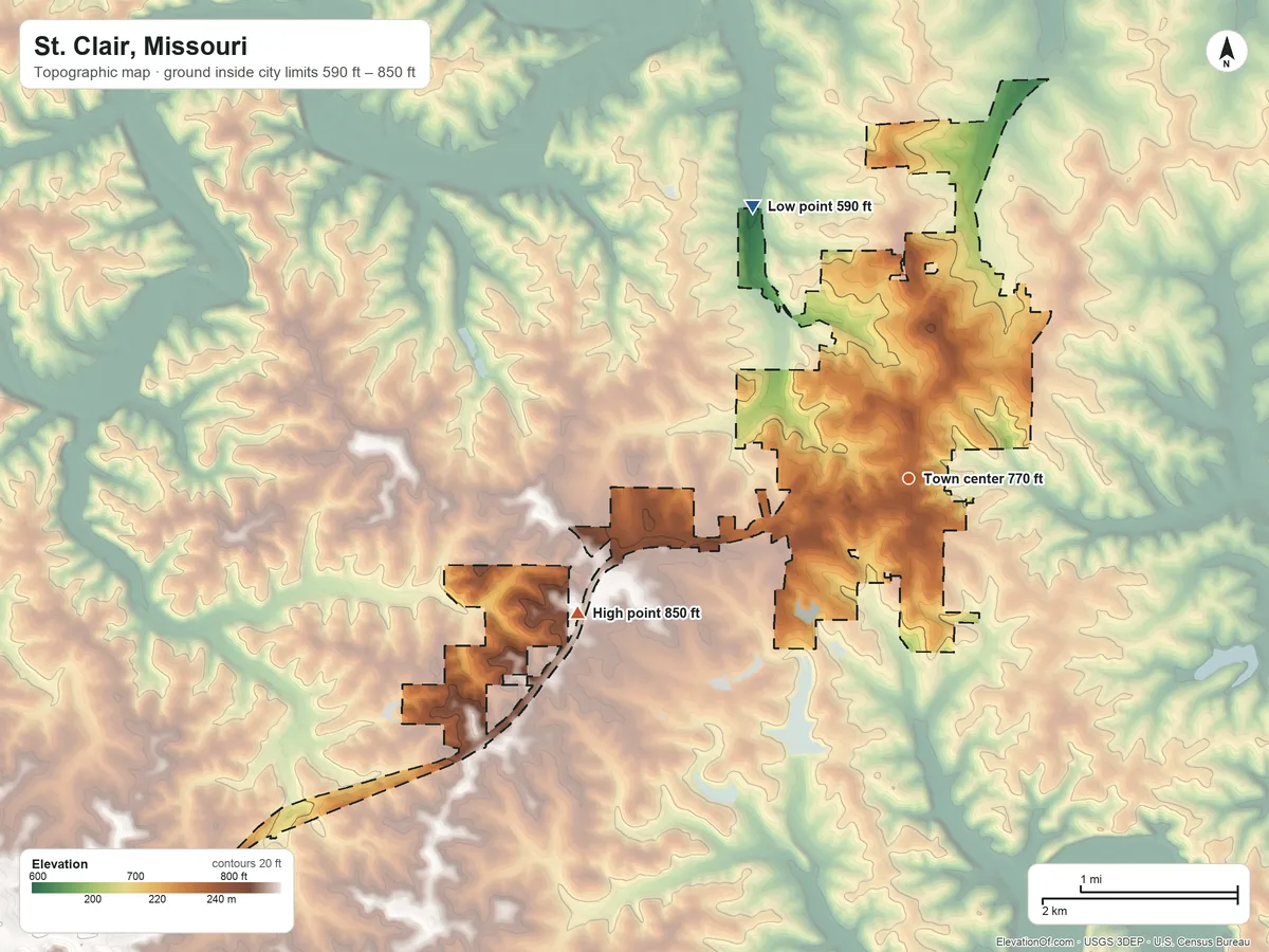 Topographic elevation map of St. Clair, Missouri, shaded from 590 ft on the northwest side to 850 ft on the west side