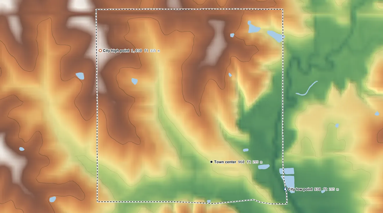 Topographic elevation map of Stewartsville, Missouri, shaded from 930 ft on the east side to 1,030 ft on the northwest side