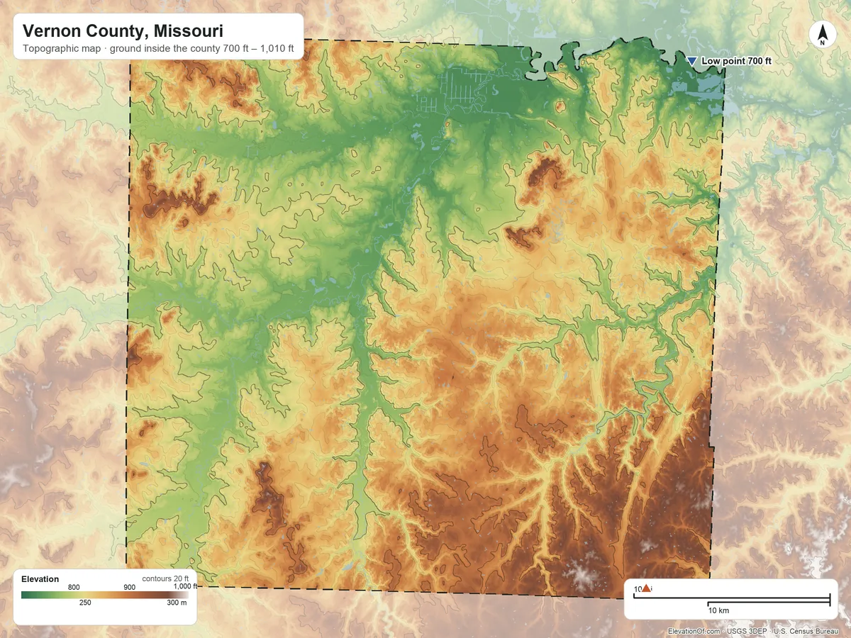 Topographic elevation map of Vernon County, Missouri, shaded from 700 ft on the northeast side to 1,010 ft on the southeast side