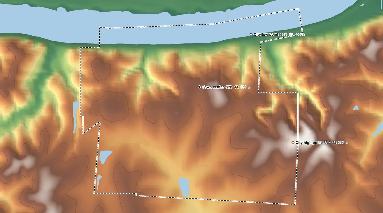 Topographic elevation map of Waverly, Missouri, shaded from 660 ft on the northeast side to 850 ft on the southeast side
