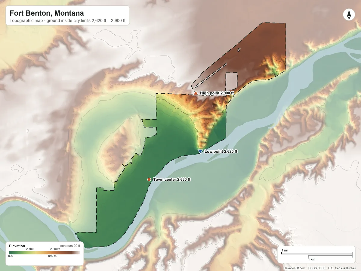Topographic elevation map of Fort Benton, Montana, shaded from 2,620 ft on the northeast side to 2,900 ft on the northeast side
