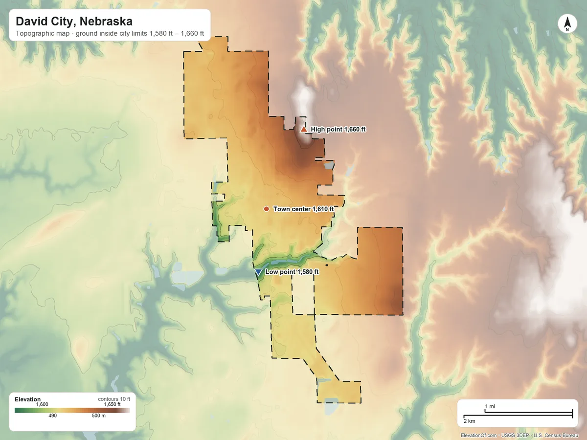 Topographic elevation map of David City, Nebraska, shaded from 1,580 ft on the south side to 1,660 ft on the northeast side