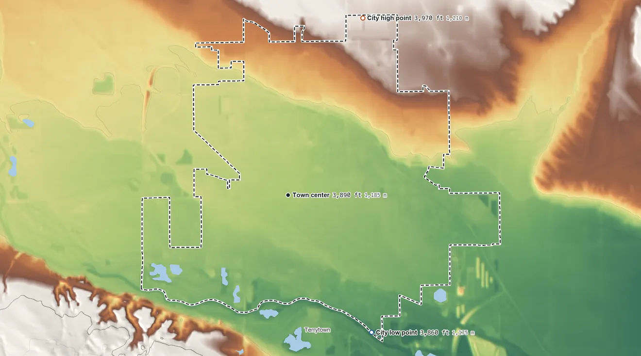 Topographic elevation map of Scottsbluff, Nebraska, shaded from 3,860 ft on the southeast side to 3,970 ft on the northeast side