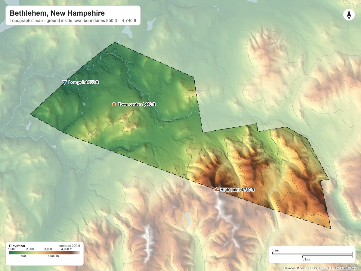 Topographic elevation map of Bethlehem, New Hampshire, shaded from 850 ft on the northwest side to 4,740 ft on the southeast edge, below higher ground just outside