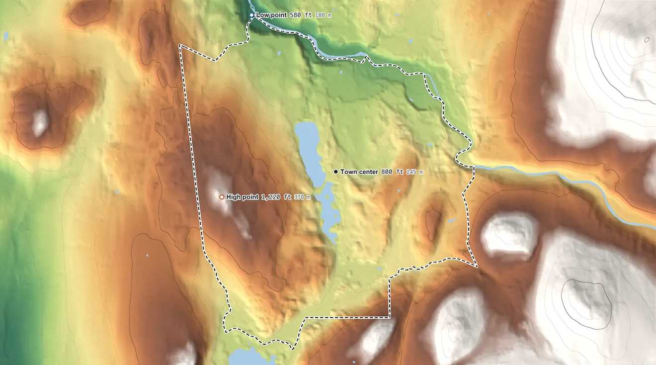 Topographic elevation map of Mountain Lakes, New Hampshire, shaded from 580 ft on the northwest side to 1,220 ft on the west side
