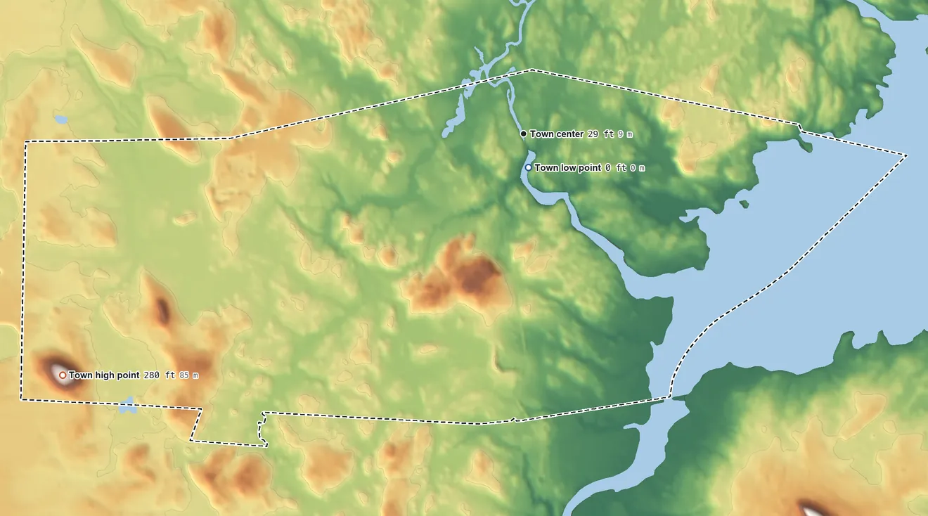 Topographic elevation map of Newmarket, New Hampshire, shaded from 0 ft near the middle to 280 ft on Bald Hill