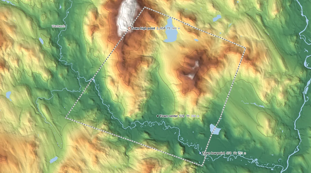 Topographic elevation map of Rumney, New Hampshire, shaded from 470 ft on the southeast side to 2,950 ft on the north edge, below higher ground just outside