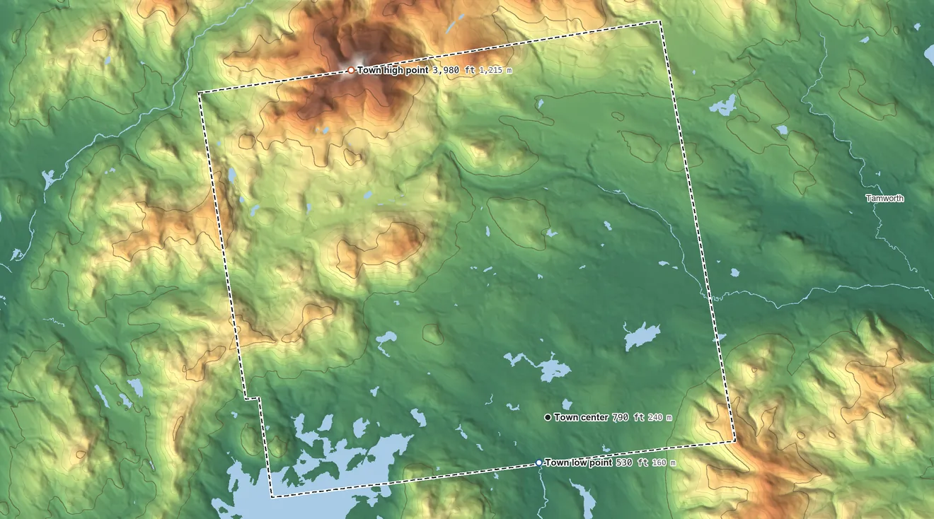 Topographic elevation map of Sandwich, New Hampshire, shaded from 530 ft near the middle to 3,980 ft on Sandwich Mountain