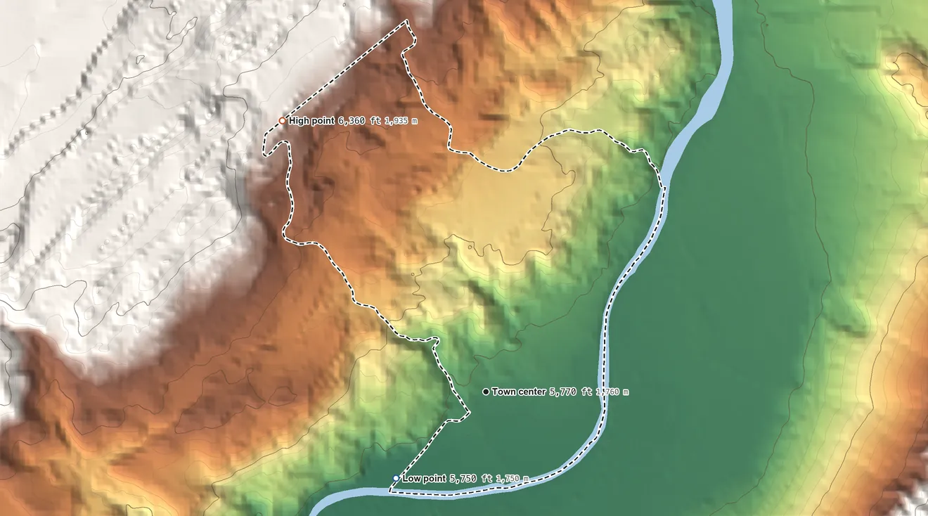 Topographic elevation map of Canova, New Mexico, shaded from 5,750 ft on the southwest side to 6,360 ft at the foot of the La Madera Mountains