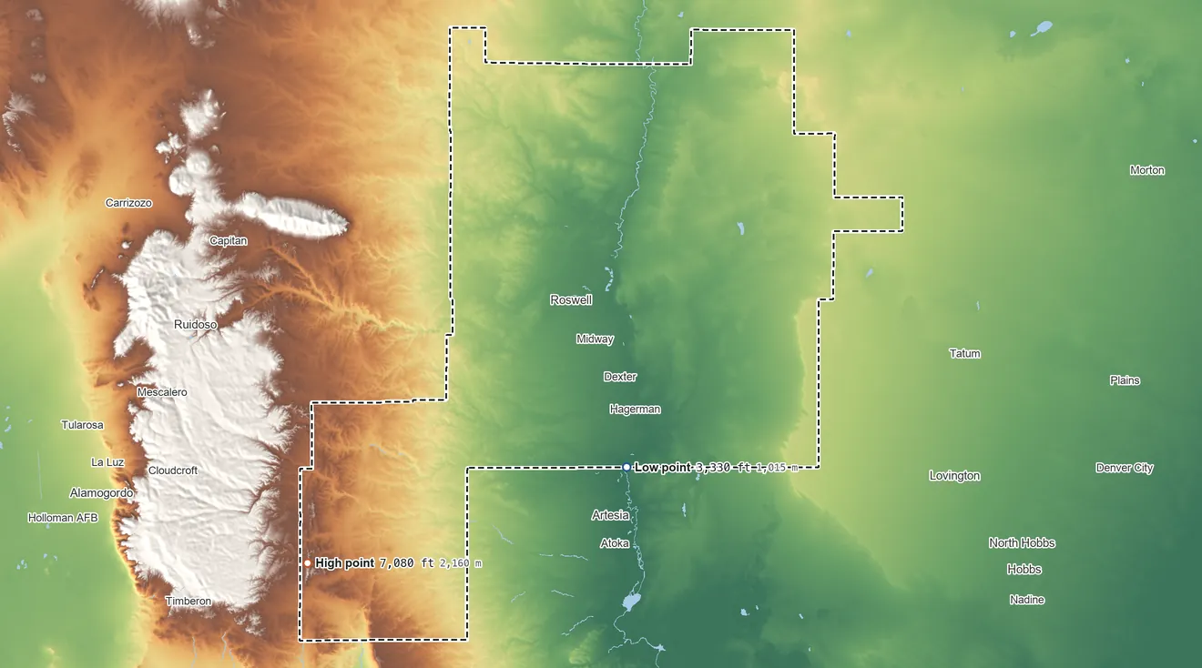 Topographic elevation map of Chaves County, New Mexico, shaded from 3,330 ft on the south side to 7,080 ft on One Tree Peak