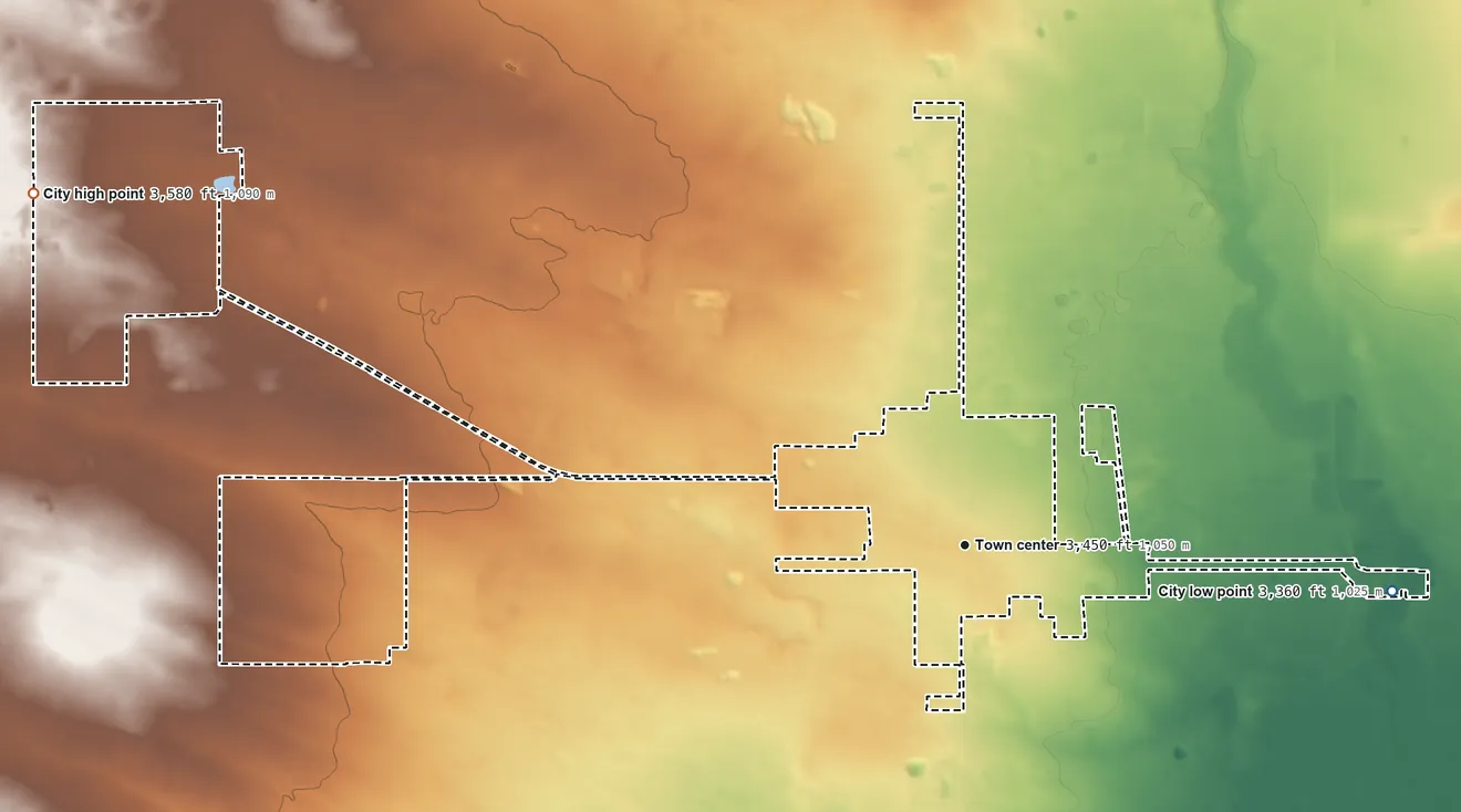 Topographic elevation map of Eunice, New Mexico, shaded from 3,360 ft on the east side to 3,580 ft on the west side