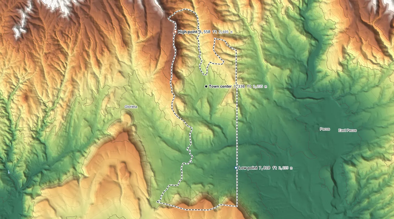 Topographic elevation map of La Cueva, New Mexico, shaded from 7,010 ft on the south side to 8,550 ft on the northwest side