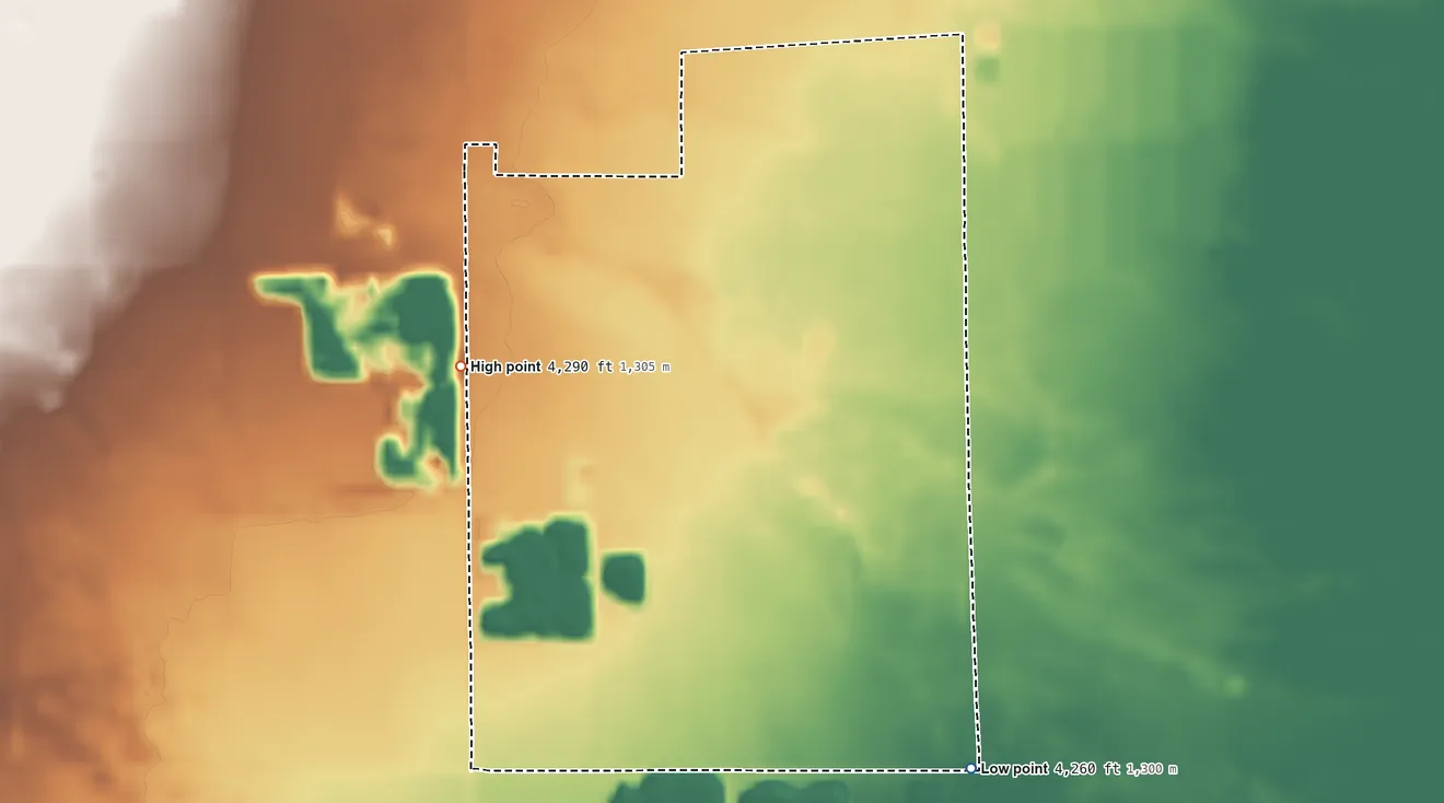 Topographic elevation map of La Hacienda, New Mexico, shaded from 4,260 ft on the southeast side to 4,290 ft on the northwest side
