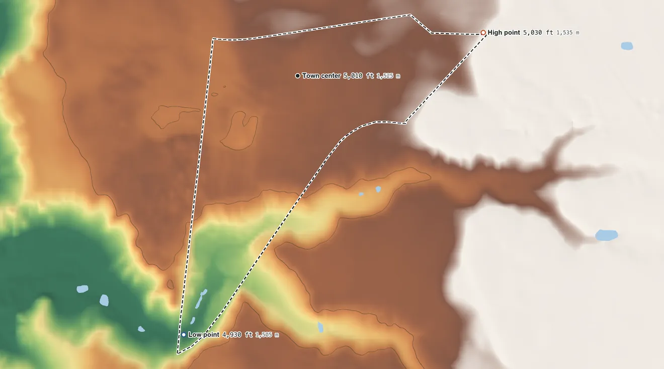 Topographic elevation map of Las Maravillas, New Mexico, shaded from 4,930 ft on the southwest side to 5,030 ft on the east side