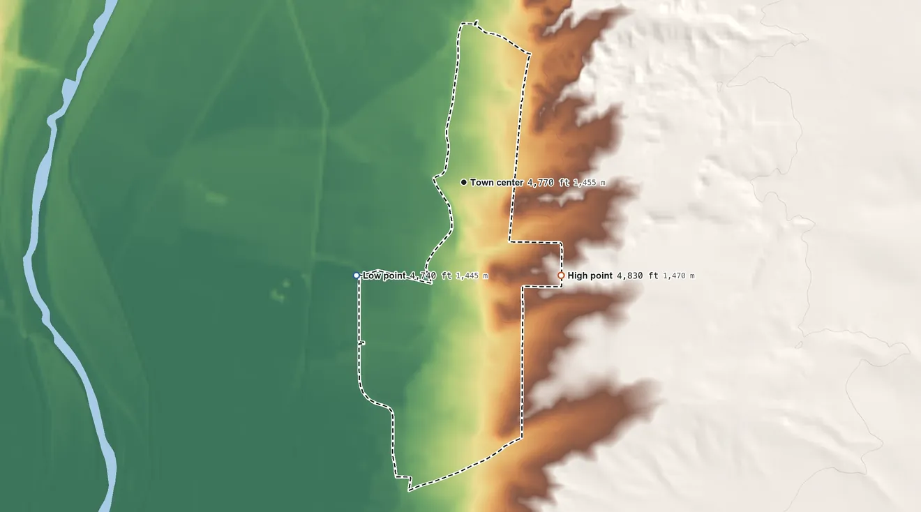 Topographic elevation map of Las Nutrias, New Mexico, shaded from 4,740 ft on the southwest side to 4,830 ft on the southeast side