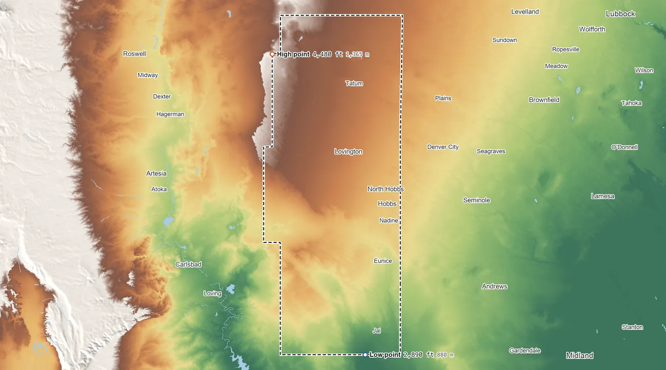 Topographic elevation map of Lea County, New Mexico, shaded from 2,890 ft on the south side to 4,480 ft on the northwest side