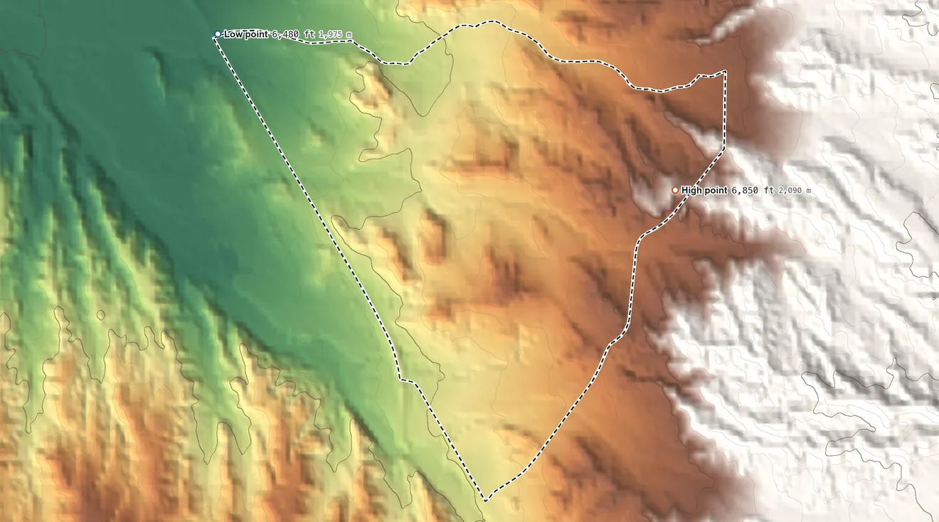 Topographic elevation map of Peak Place, New Mexico, shaded from 6,480 ft on the northwest side to 6,850 ft on the northeast edge, below higher ground just outside