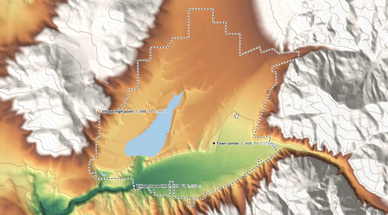 Topographic elevation map of Questa, New Mexico, shaded from 7,220 ft on the southwest side to 7,900 ft at the foot of the Taos Mountains