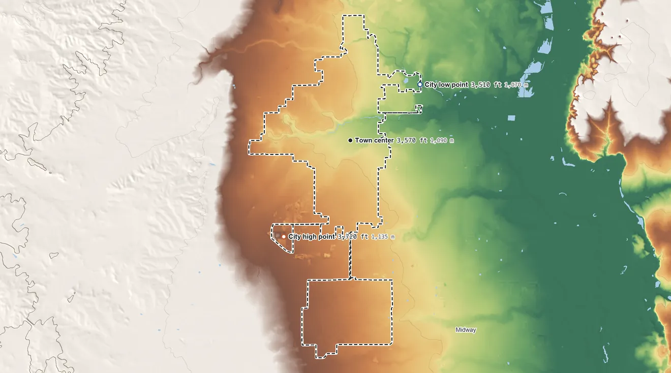 Topographic elevation map of Roswell, New Mexico, shaded from 3,510 ft on the northeast side to 3,720 ft on the southwest side