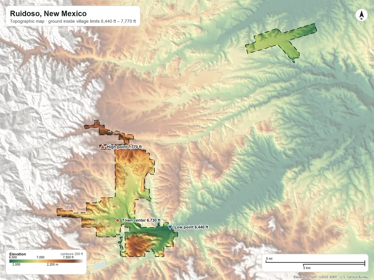 Topographic elevation map of Ruidoso, New Mexico, shaded from 6,440 ft on the east side to 7,770 ft on the north side