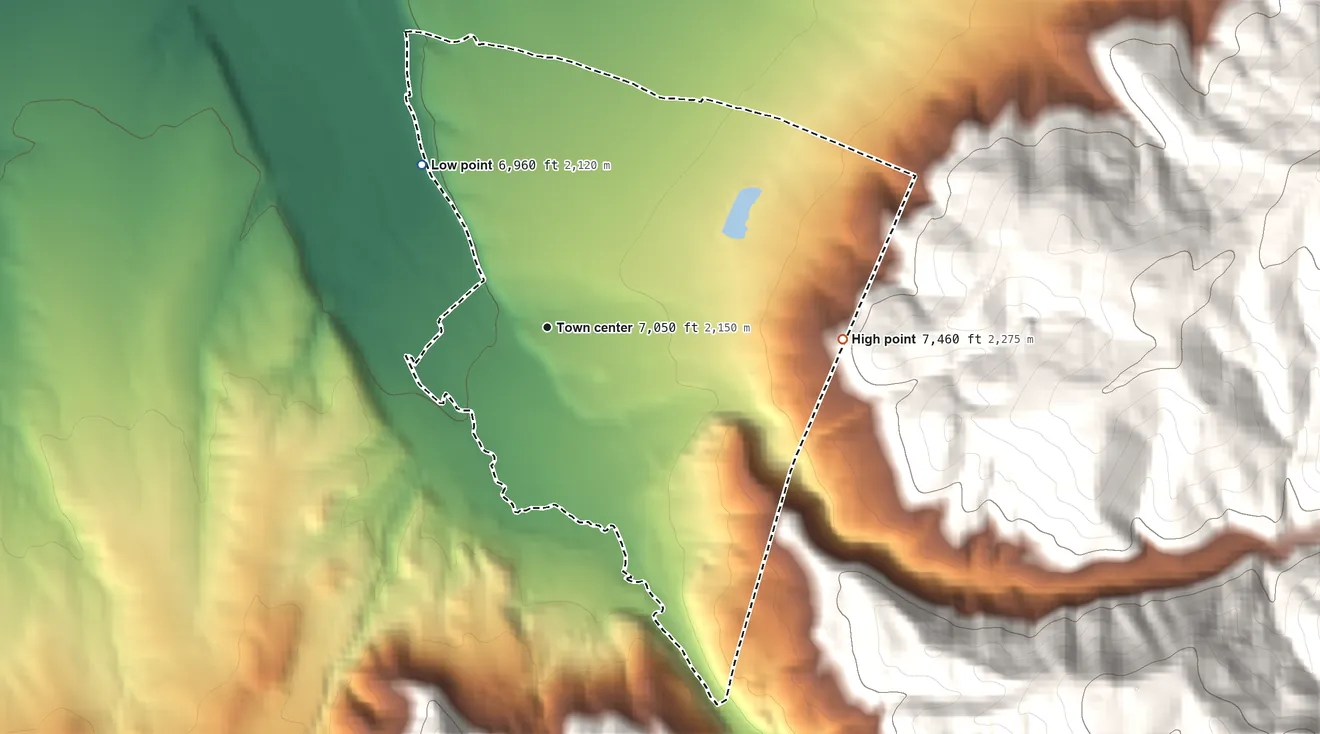 Topographic elevation map of Talpa, New Mexico, shaded from 6,960 ft on the northwest side to 7,460 ft at the foot of the Rincon Mountains