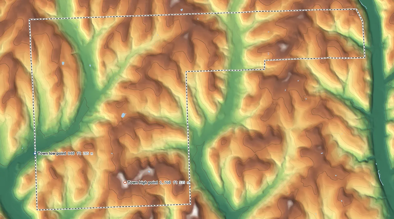 Topographic elevation map of Town of Baldwin, New York, shaded from 940 ft on the southwest side to 1,760 ft on Oak Hill