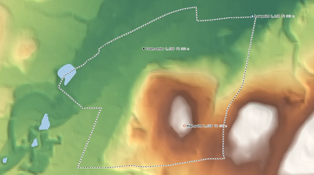 Topographic elevation map of Munsons Corners, New York, shaded from 1,140 ft on the east side to 1,550 ft on the southeast edge, below higher ground just outside