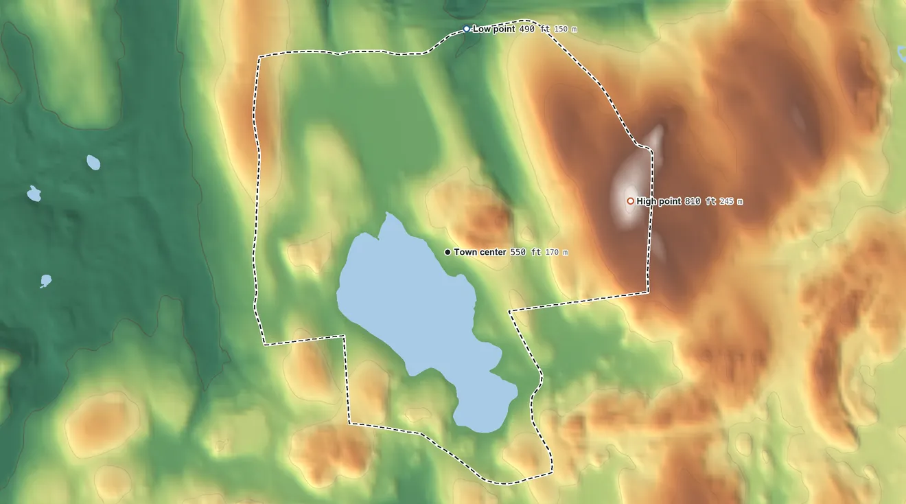Topographic elevation map of Peach Lake, New York, shaded from 490 ft on the north side to 810 ft on the east side