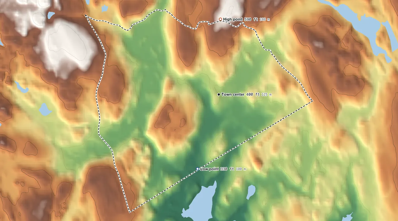 Topographic elevation map of Scotts Corners, New York, shaded from 330 ft on the south side to 590 ft on the north side