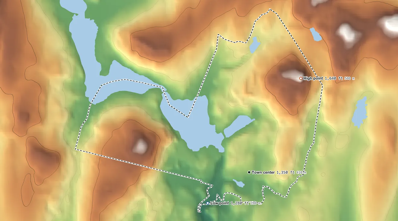 Topographic elevation map of Swan Lake, New York, shaded from 1,280 ft on the southwest side to 1,640 ft on the northeast edge, below higher ground just outside