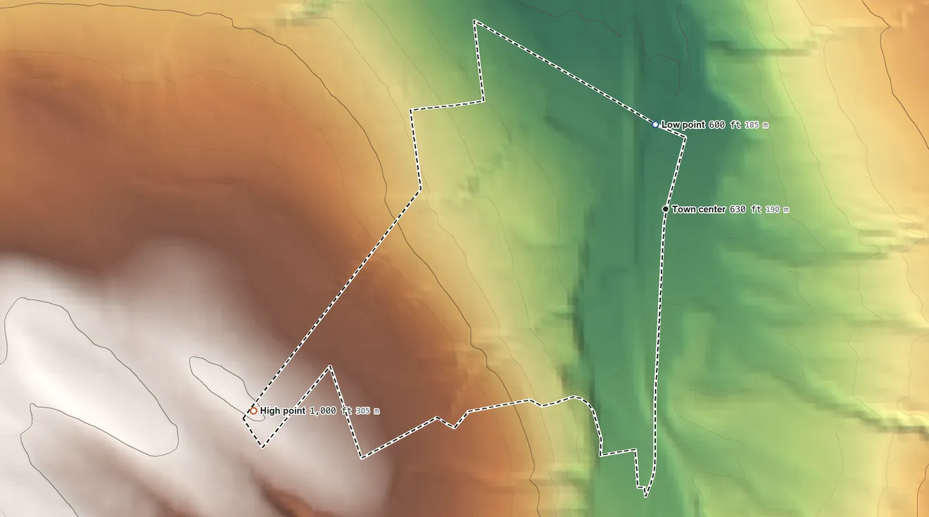 Topographic elevation map of Washington Mills, New York, shaded from 600 ft on the north side to 1,000 ft on the southwest edge, below higher ground just outside