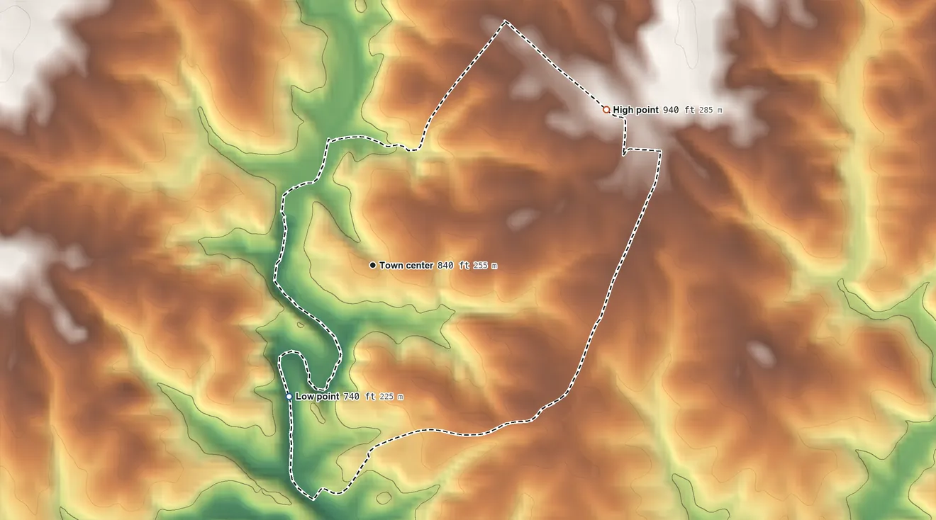 Topographic elevation map of Caroleen, North Carolina, shaded from 740 ft on the southwest side to 940 ft on the northeast side