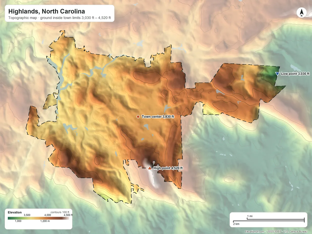 Topographic elevation map of Highlands, North Carolina, shaded from 3,030 ft on the east side to 4,520 ft on the south side