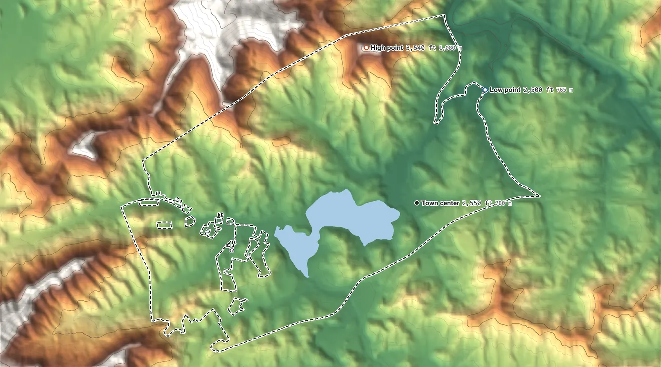 Topographic elevation map of Lake Junaluska, North Carolina, shaded from 2,500 ft on the northeast side to 3,540 ft on Fincher Mountain