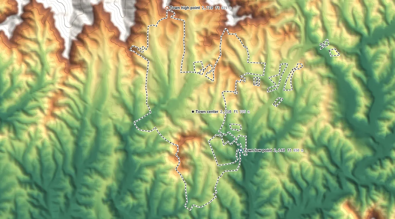 Topographic elevation map of Mars Hill, North Carolina, shaded from 2,140 ft on the southeast side to 2,710 ft at the foot of the Walnut Mountains
