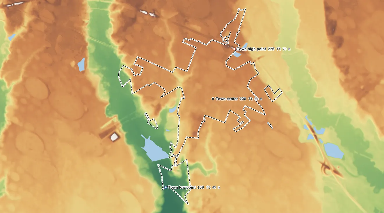 Topographic elevation map of Maxton, North Carolina, shaded from 150 ft on the southwest side to 220 ft on the northeast side