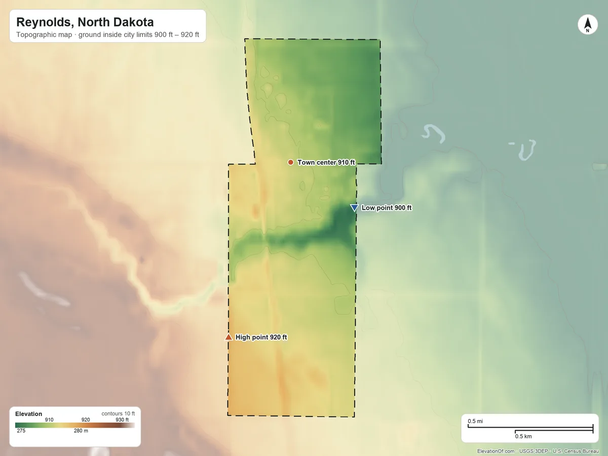 Topographic elevation map of Reynolds, North Dakota, shaded from 900 ft on the southeast side to 920 ft on the south side