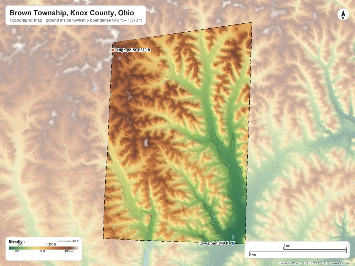 Topographic elevation map of Brown Township, Knox County, Ohio, shaded from 940 ft on the southeast side to 1,370 ft on the northwest side