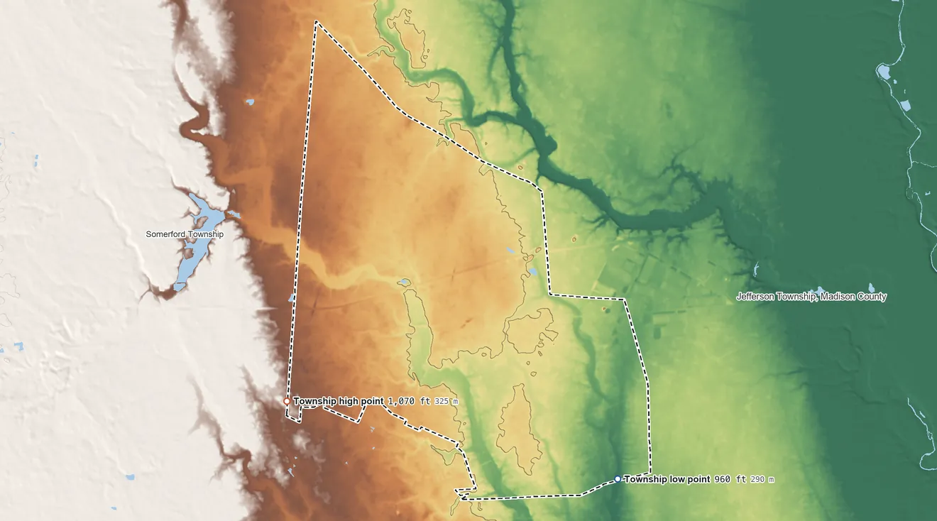 Topographic elevation map of Deer Creek Township, Ohio, shaded from 960 ft on the southeast side to 1,070 ft on the southwest side