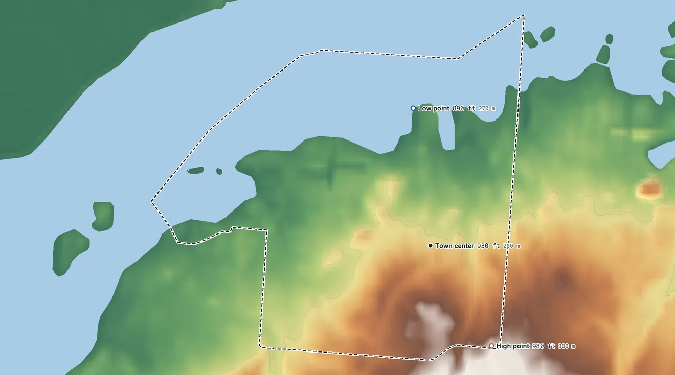 Topographic elevation map of Fairfield Beach, Ohio, shaded from 890 ft on the north side to 980 ft on the southeast side