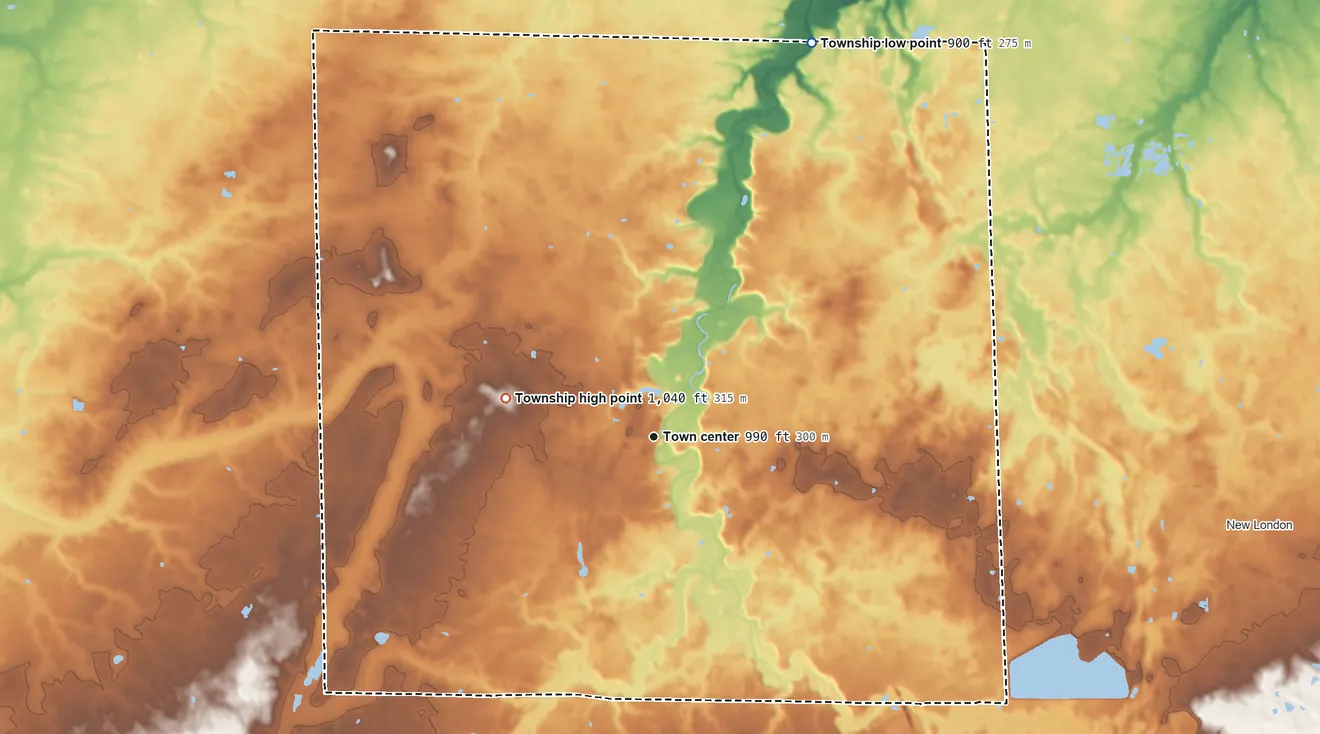 Topographic elevation map of Fitchville Township, Ohio, shaded from 900 ft on the north side to 1,040 ft on the west side
