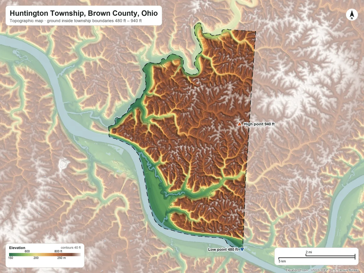 Topographic elevation map of Huntington Township, Brown County, Ohio, shaded from 480 ft on the southeast side to 940 ft on the northeast side