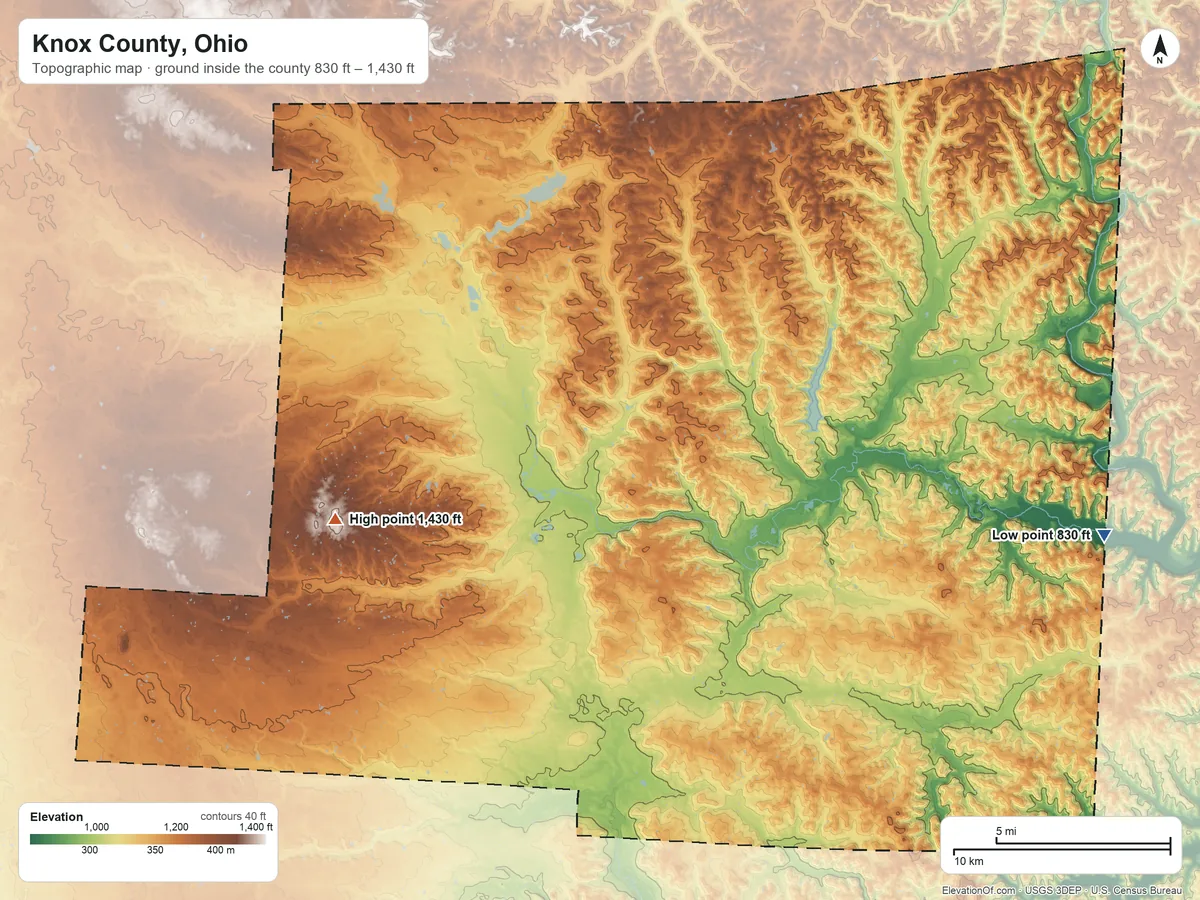 Topographic elevation map of Knox County, Ohio, shaded from 830 ft on the east side to 1,430 ft on the west side