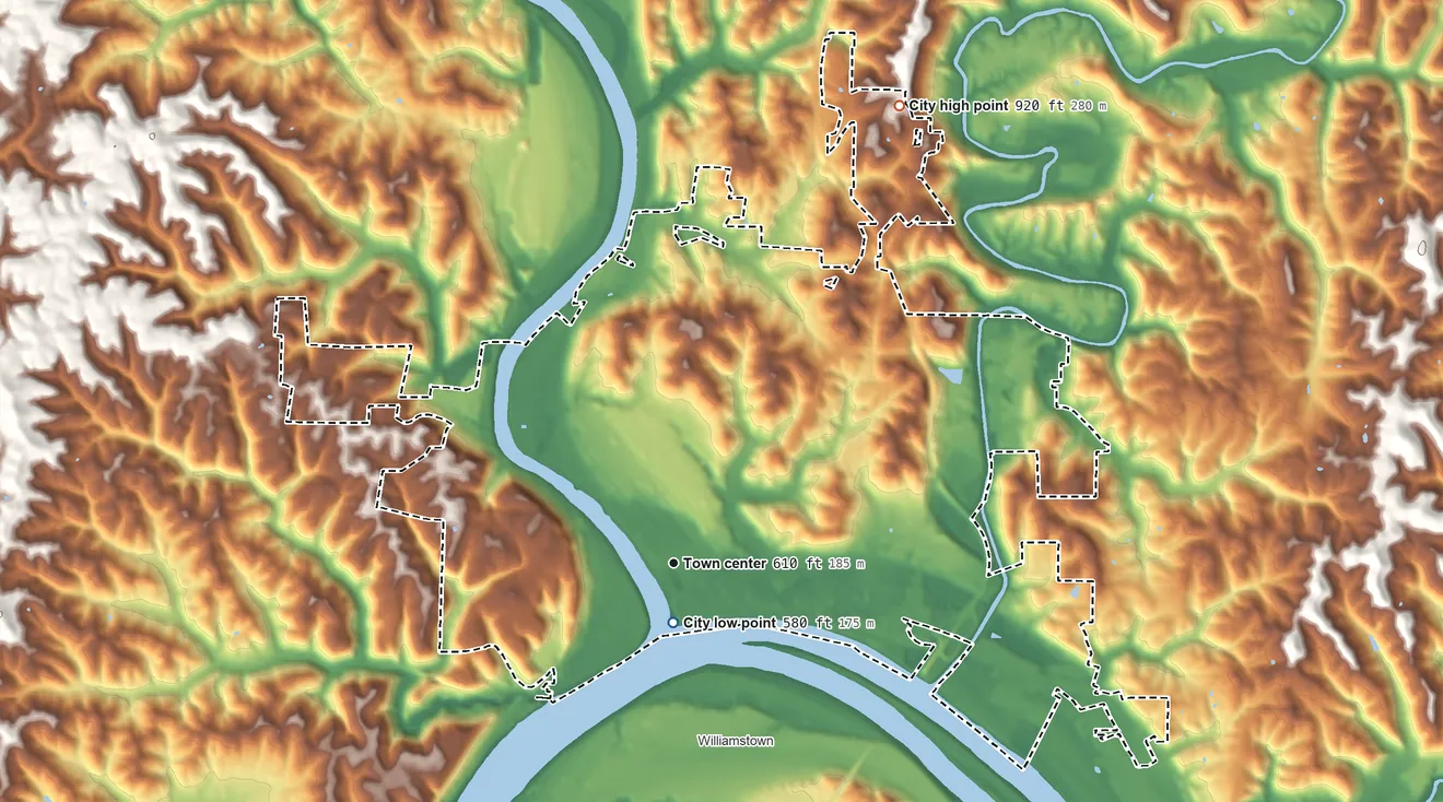 Topographic elevation map of Marietta, Ohio, shaded from 580 ft near the middle to 920 ft on the northeast side