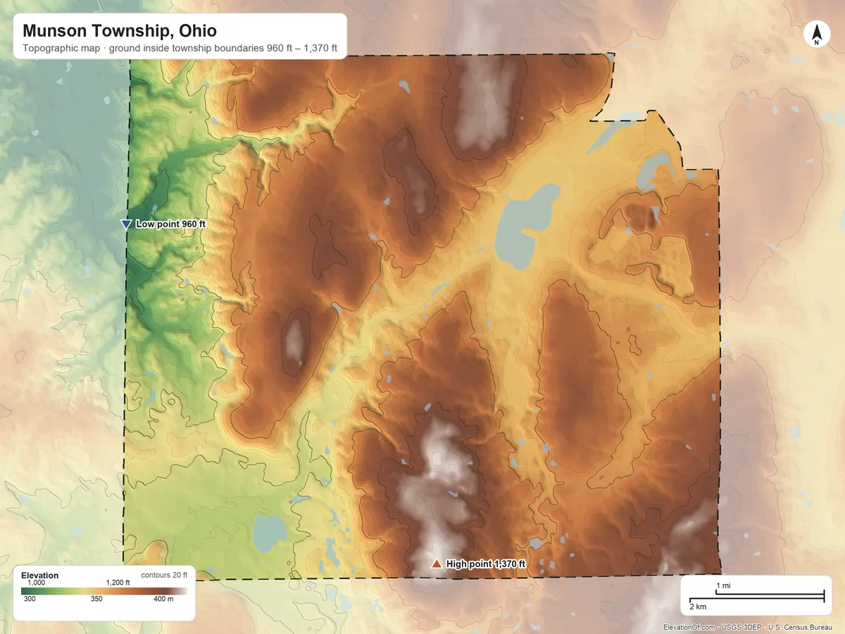 Topographic elevation map of Munson Township, Ohio, shaded from 960 ft on the west side to 1,370 ft on the south side