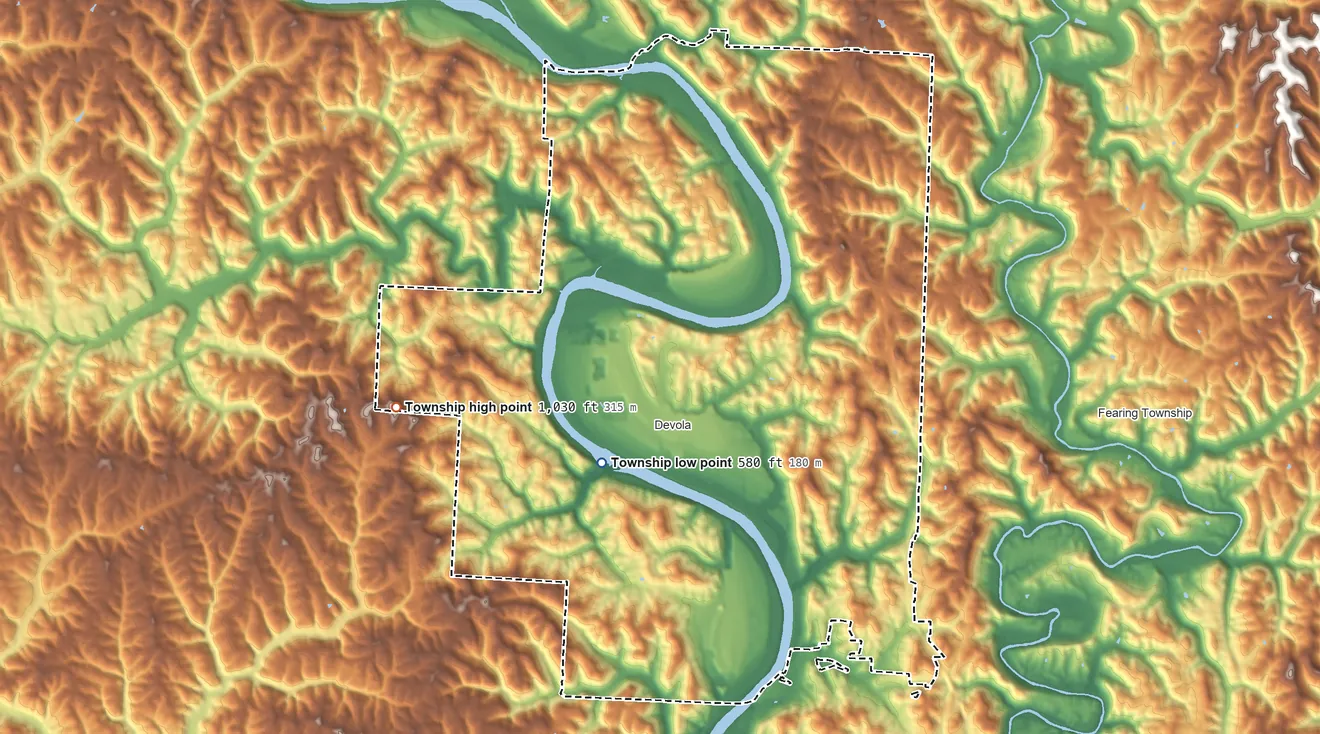 Topographic elevation map of Muskingum Township, Washington County, Ohio, shaded from 580 ft on the west side to 1,030 ft on the west side